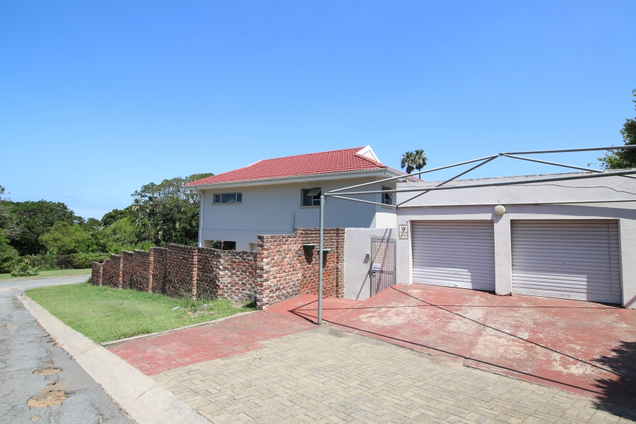 5 Bedroom Property for Sale in Gonubie Eastern Cape